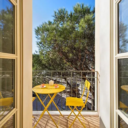 Modern - 1bd 4p - Center Of St Tropez